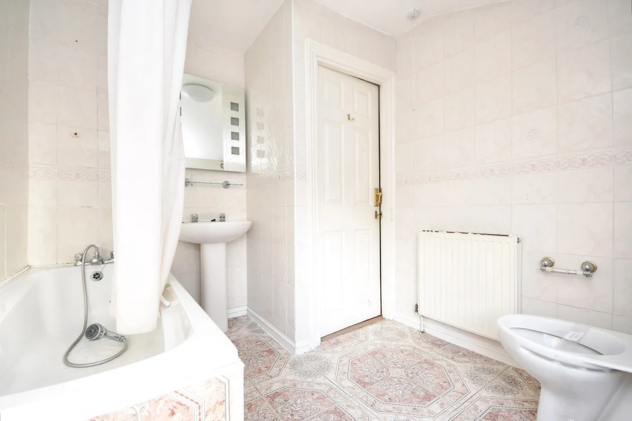 5C Wilson Road, Southend-on-Sea, Essex, SS1, photo 10