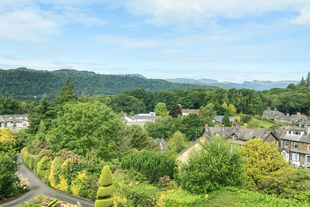 Thornbarrow Drive, Windermere, LA23, photo 16