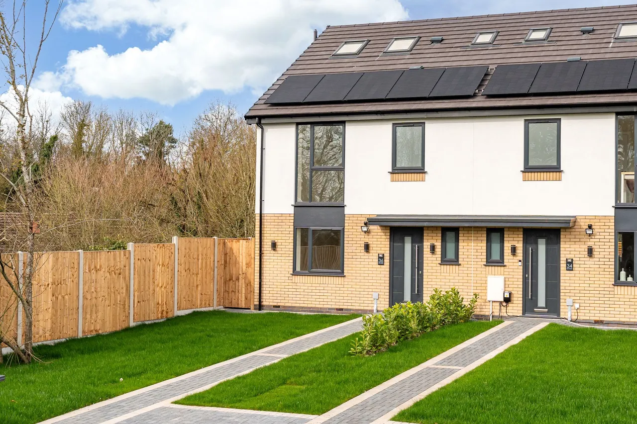 4 bed house for sale — Dovedale, Ware, SG12 0XL