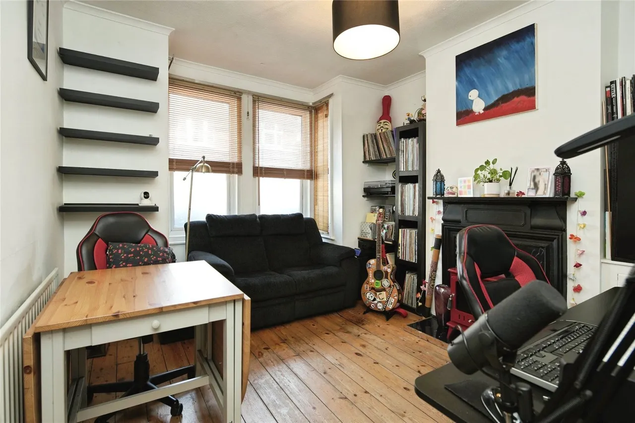 Coombe Road, Brighton, BN2, photo 2