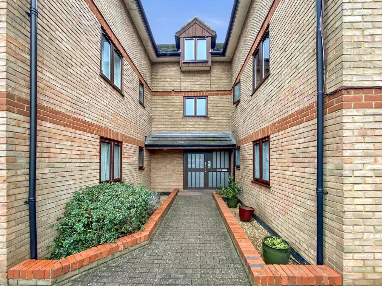 St. Marys Avenue Central, Southall, photo 2