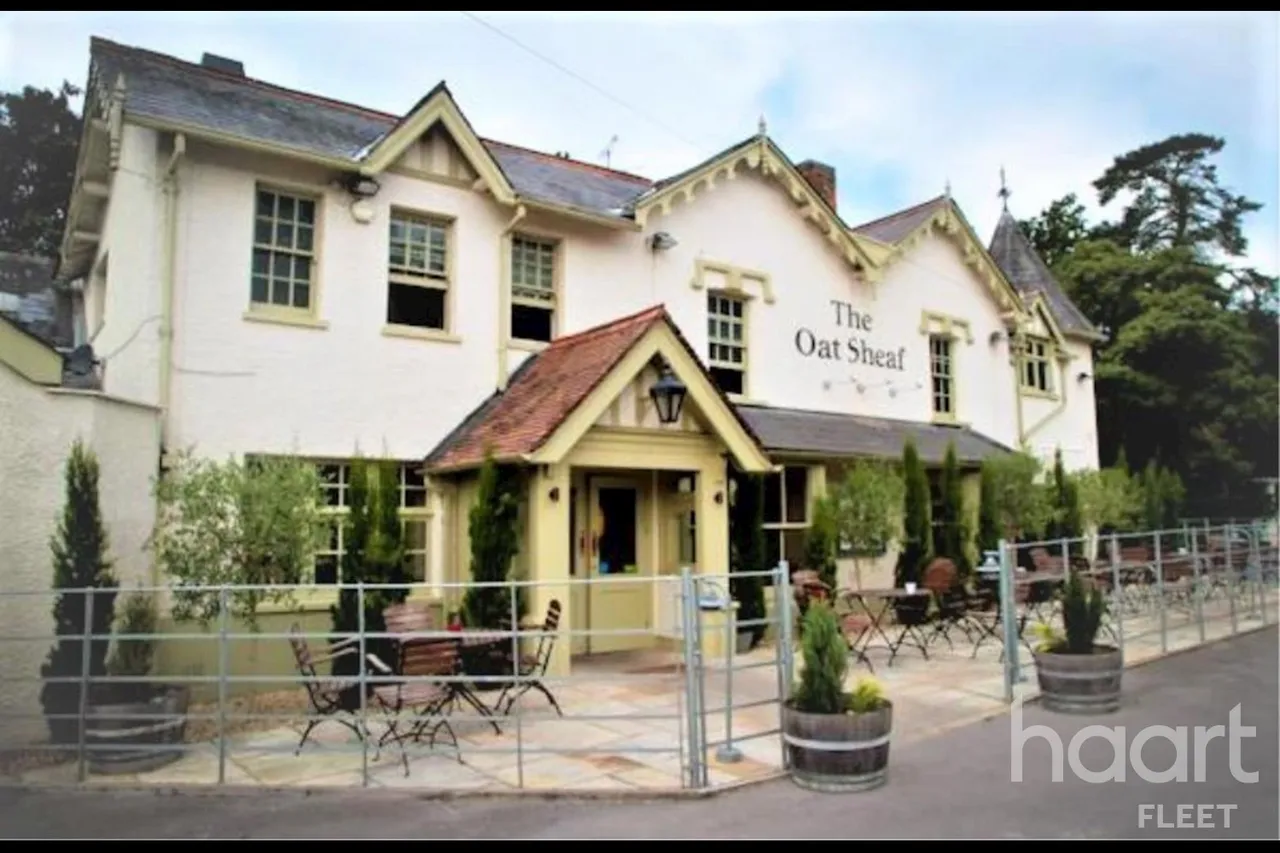 St James Road, GU51, photo 9