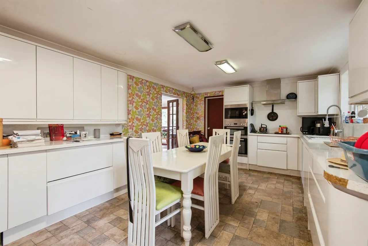 Fox Lane, Royston, photo 5