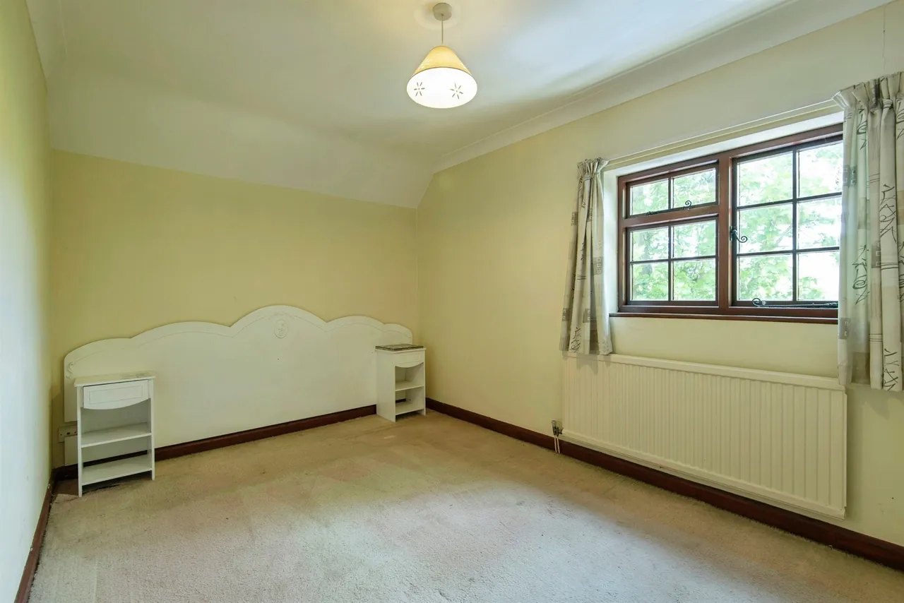 Fox Lane, Royston, photo 11