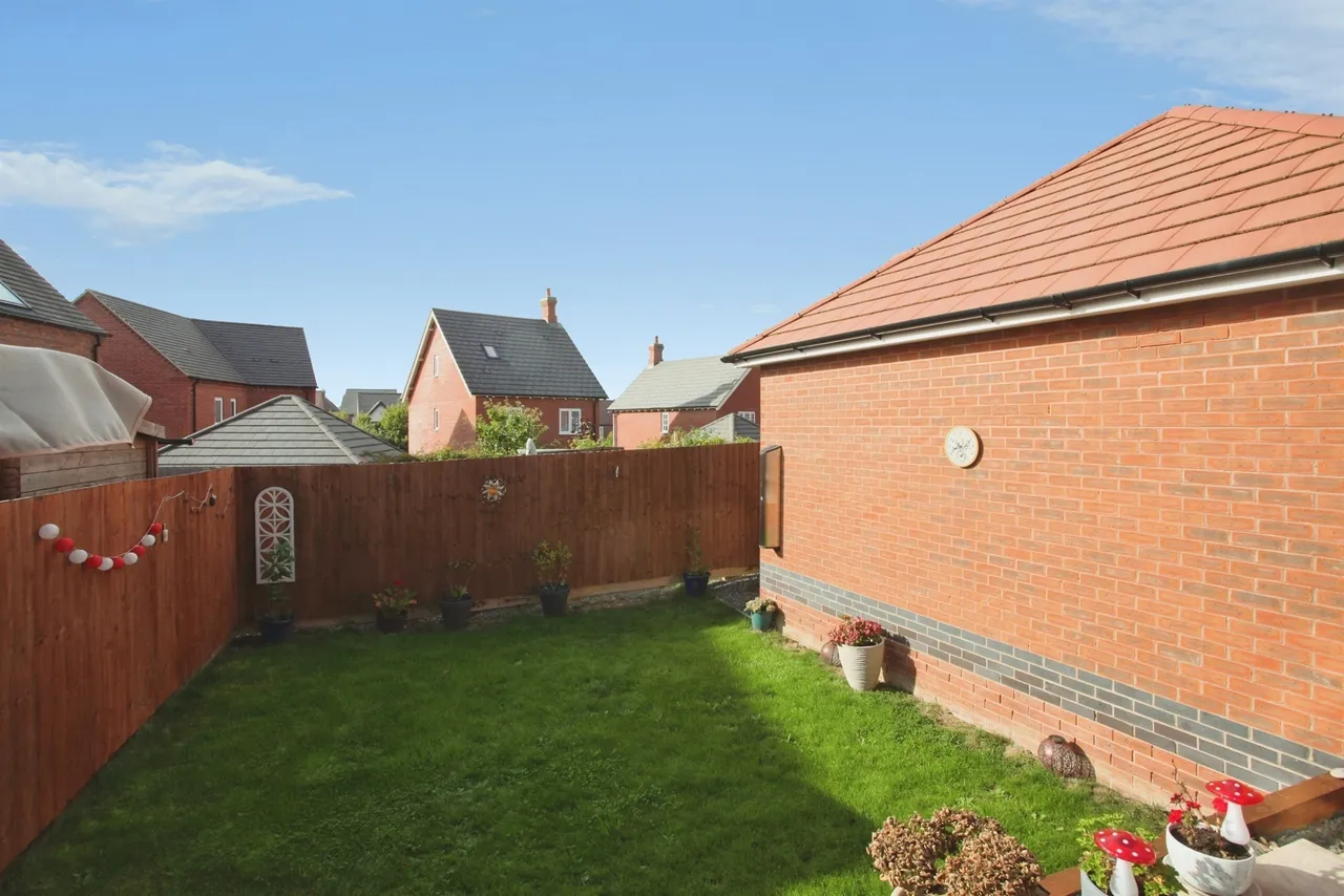 Hertz Close, Houlton, CV23, photo 22