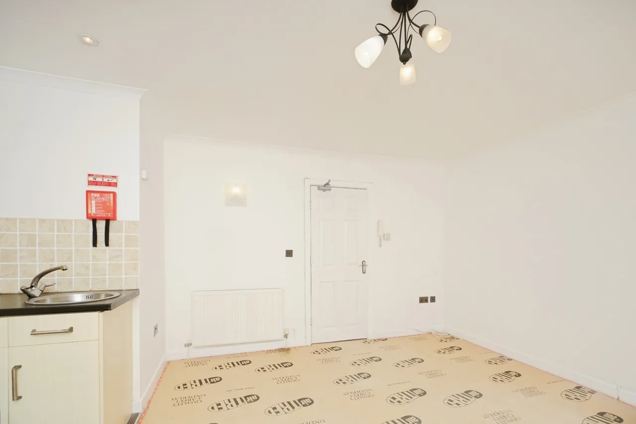 Church Street, Caernarfon, LL55, photo 7