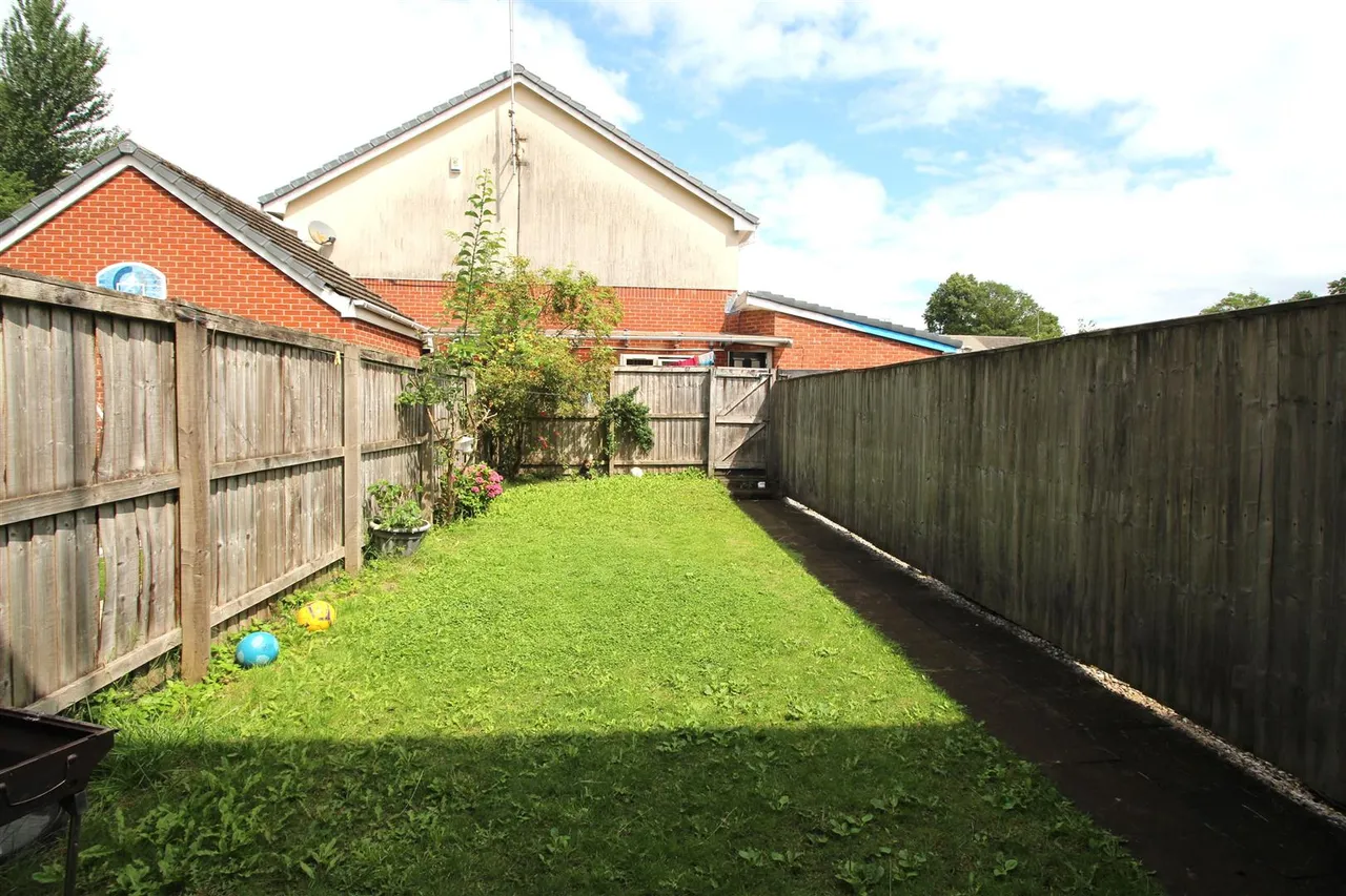 Brandforth Road, Manchester, M8 0AH, photo 12