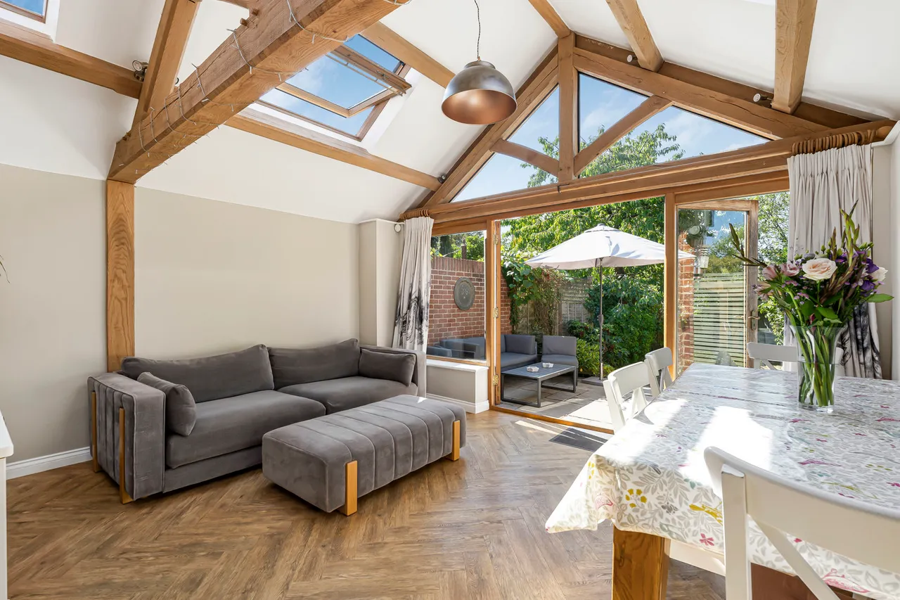 Prospect Road, Rowledge, GU10, photo 15