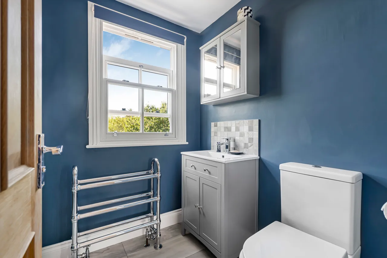 Prospect Road, Rowledge, GU10, photo 9