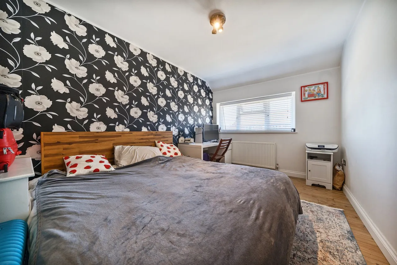 Greenhithe Close, DA15, photo 7