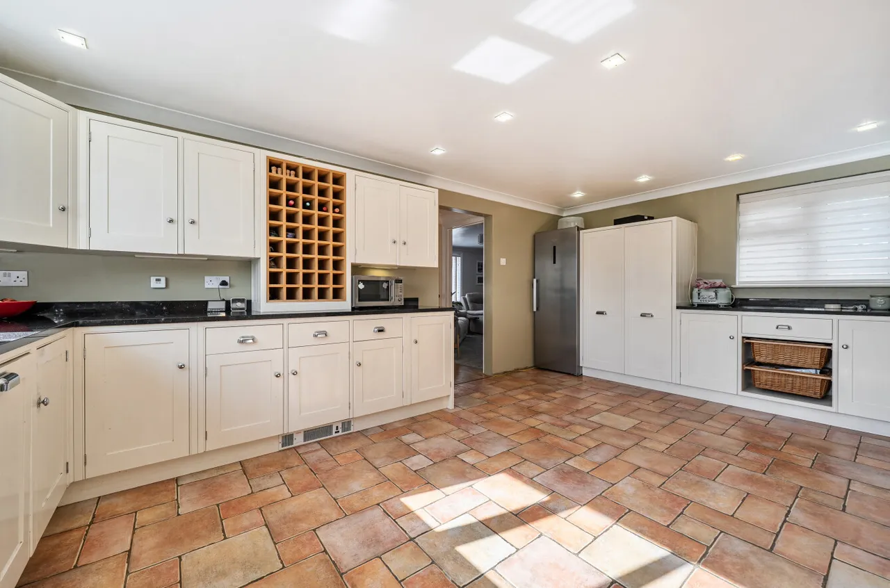 Bishopswood Lane, Baughurst, RG26, photo 15