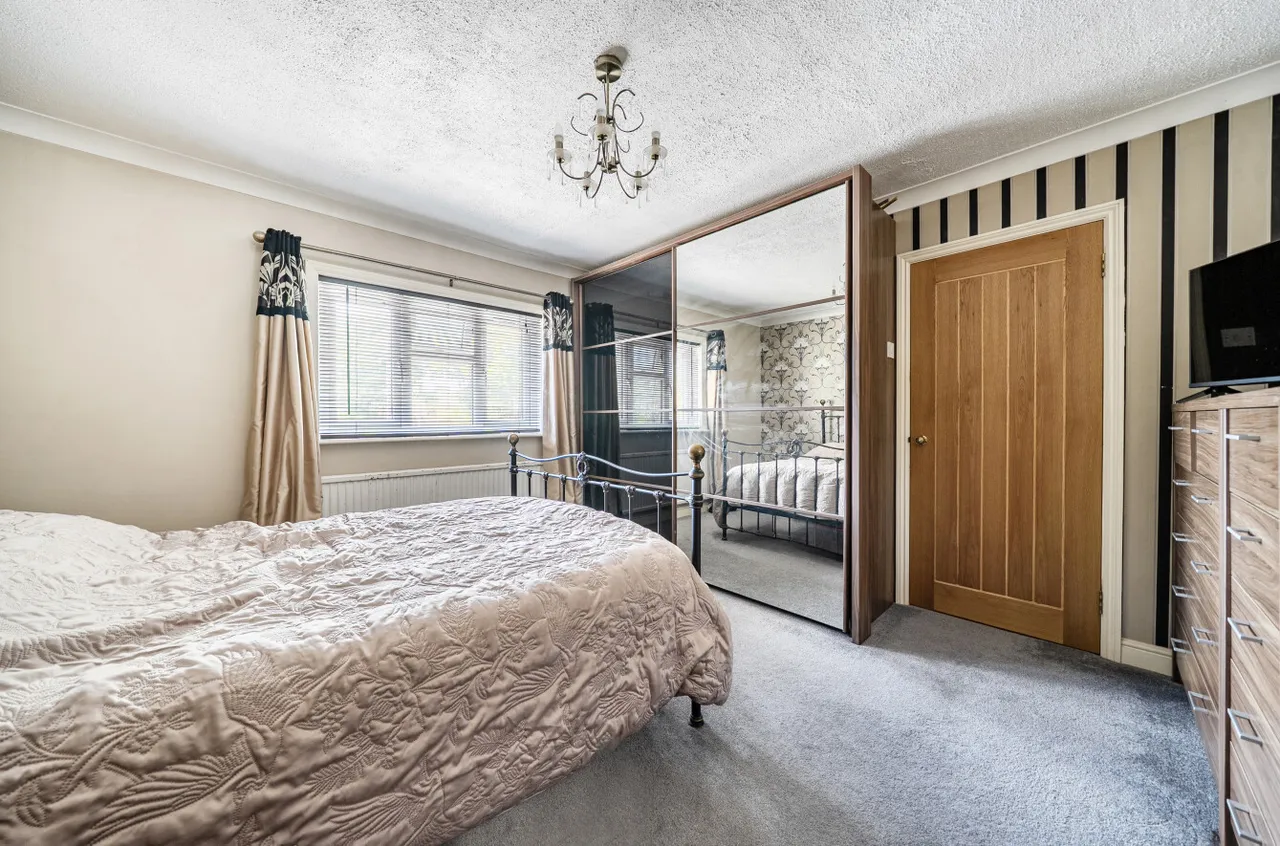 Bishopswood Lane, Baughurst, RG26, photo 5