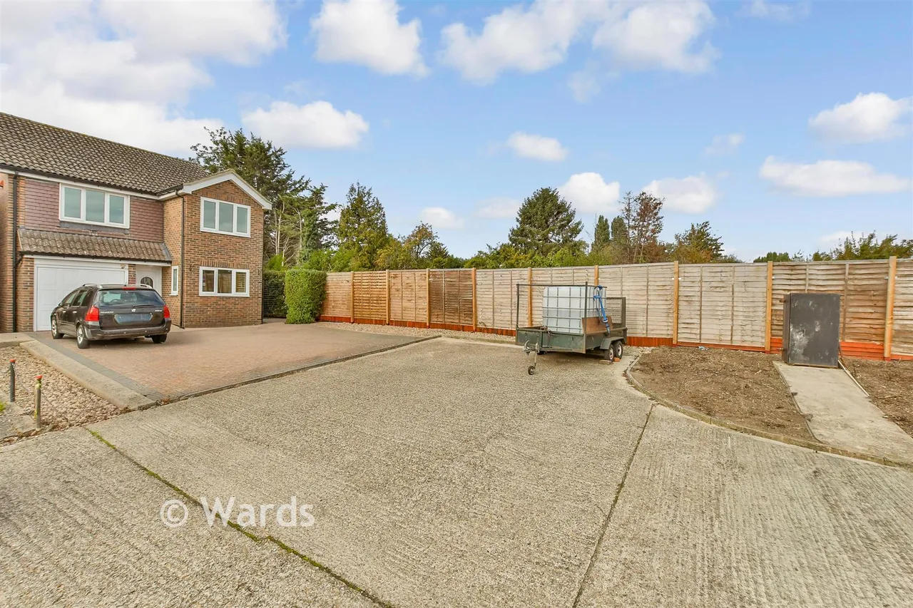 Wickham Close, Newington, ME9, photo 12