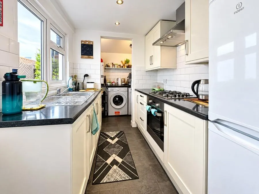 Ardenham Street, Aylesbury, HP19, photo 2