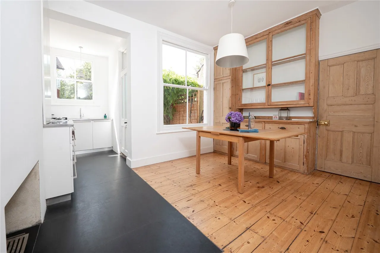 Durnsford Road, Wimbledon Park, photo 2
