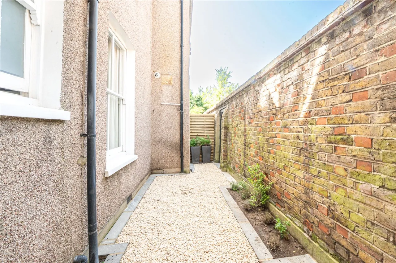 Durnsford Road, Wimbledon Park, photo 23