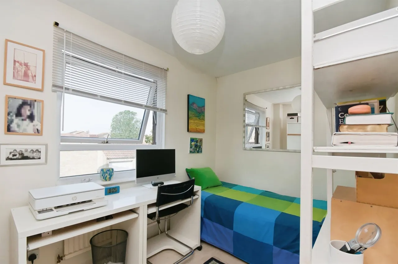 Gardner Close, Eastbourne, BN23, photo 13