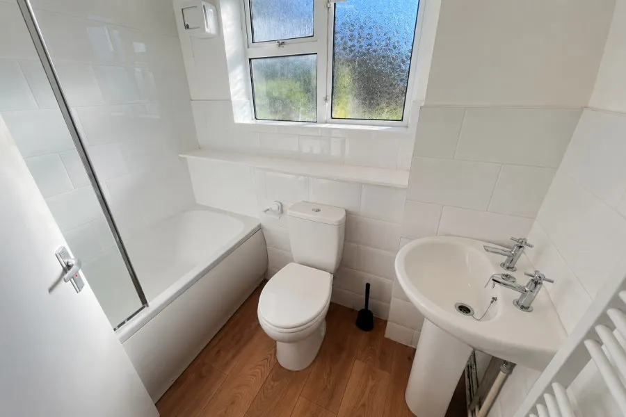 Fairlands Court, Fairlands, GU3, photo 6