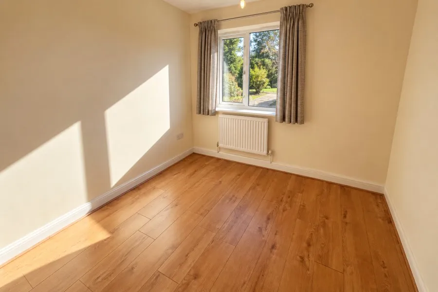 Fairlands Court, Fairlands, GU3, photo 4