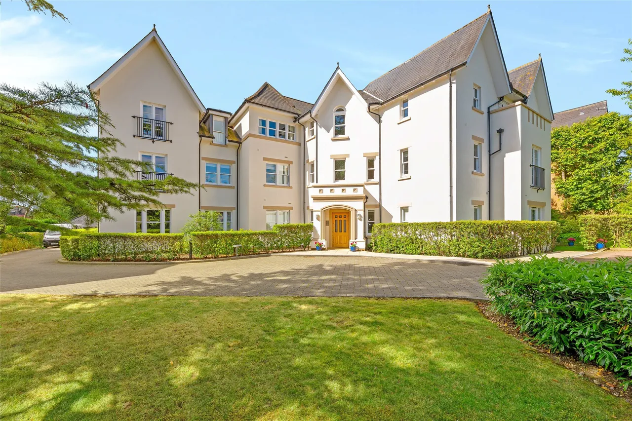 Wray Park Road, Reiga, RH2, photo 13