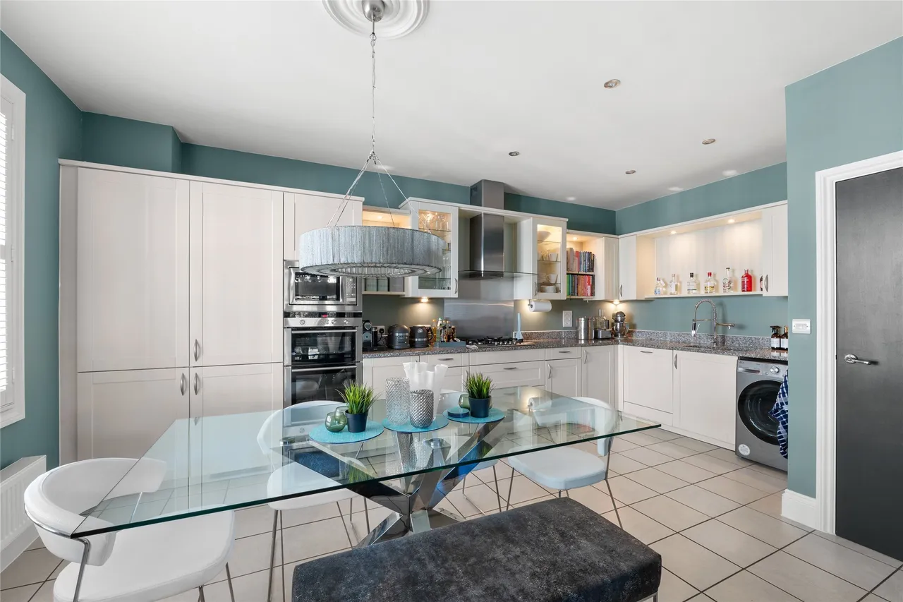 Wray Park Road, Reiga, RH2, photo 15