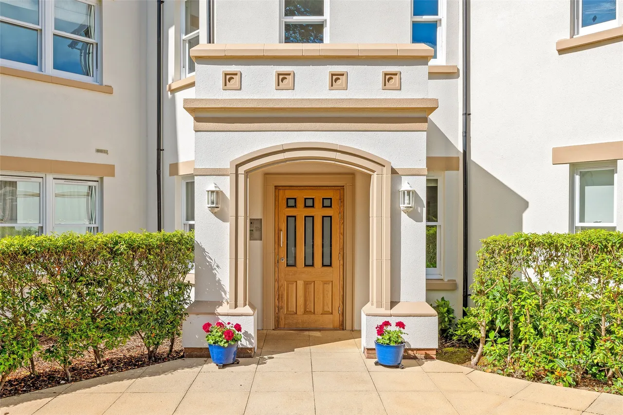 Wray Park Road, Reiga, RH2, photo 14