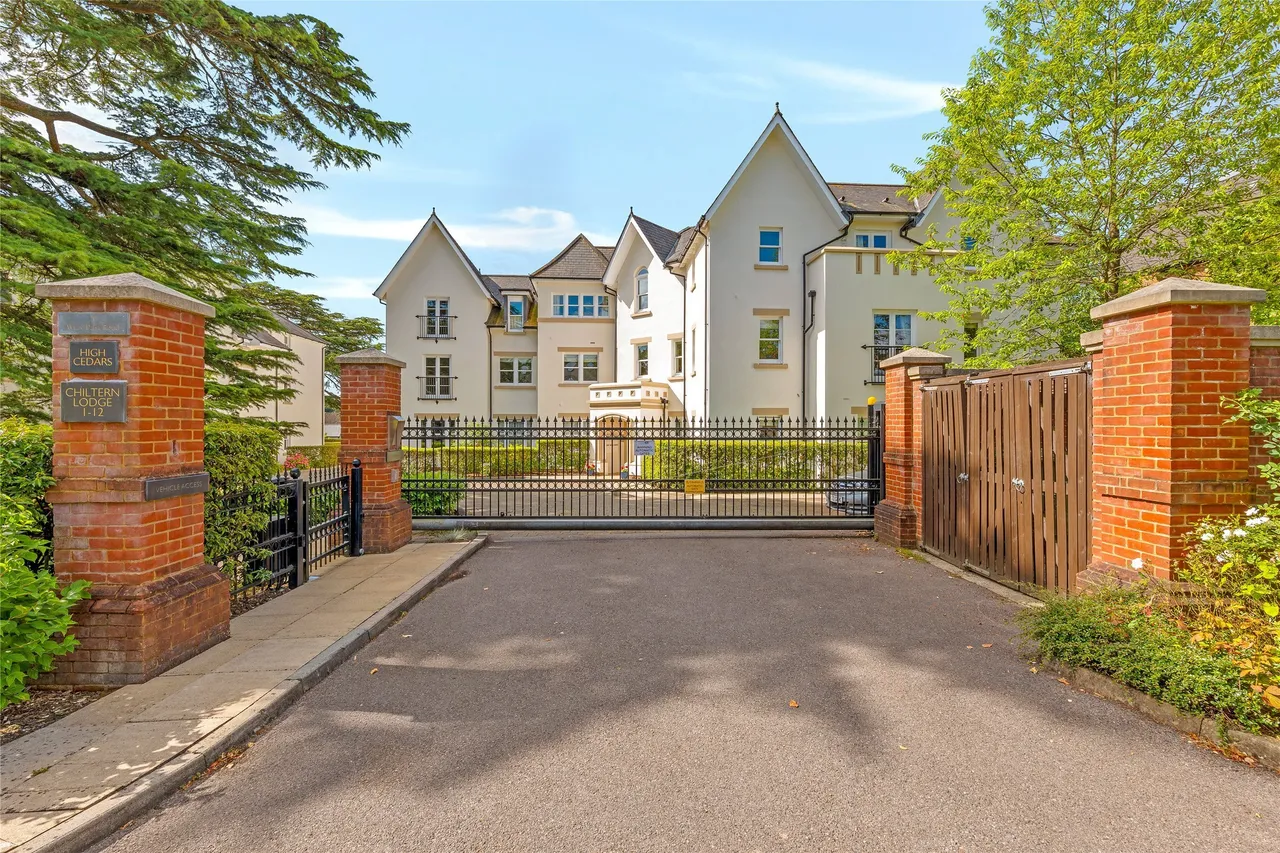 Wray Park Road, Reiga, RH2, photo 2