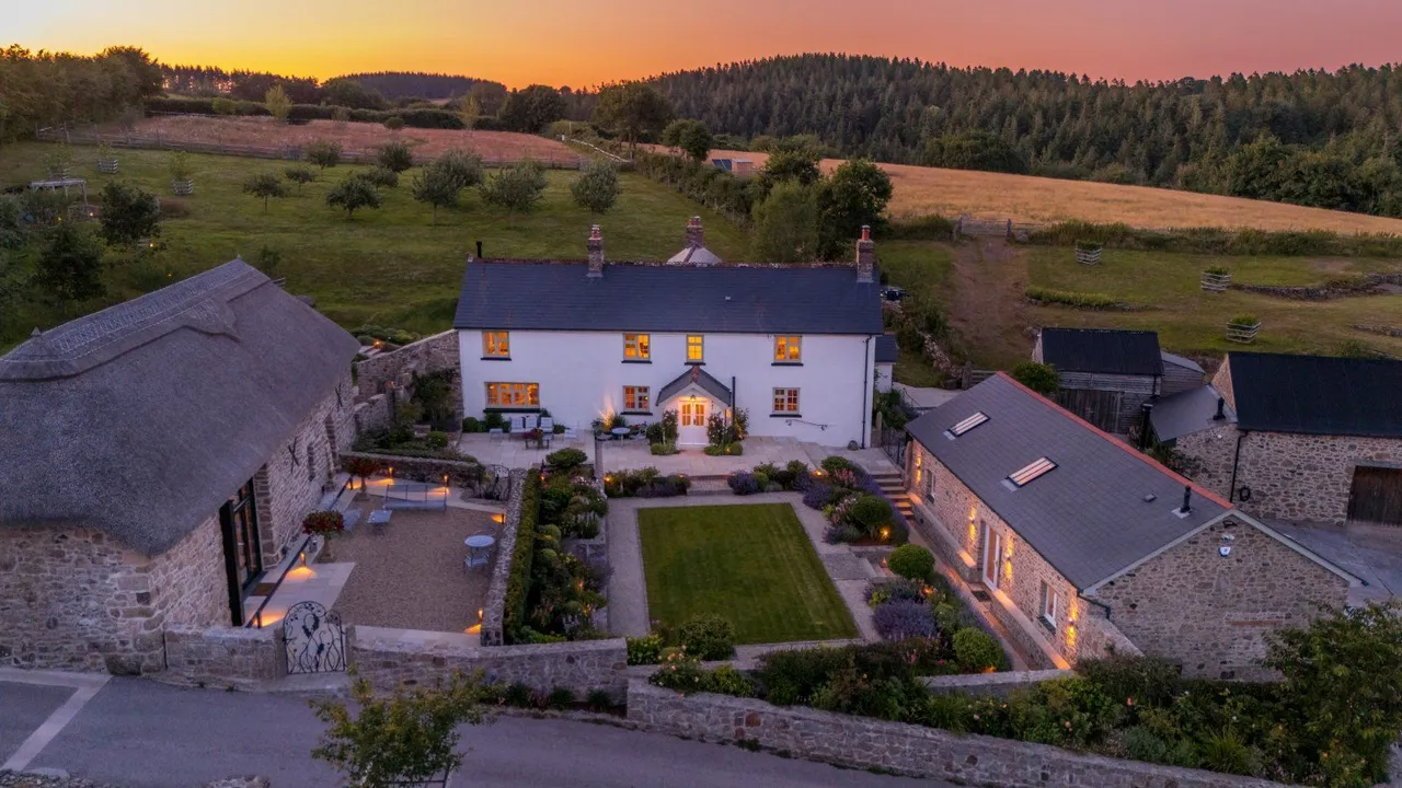Hennock, Bovey Tracey, TQ13, photo 2