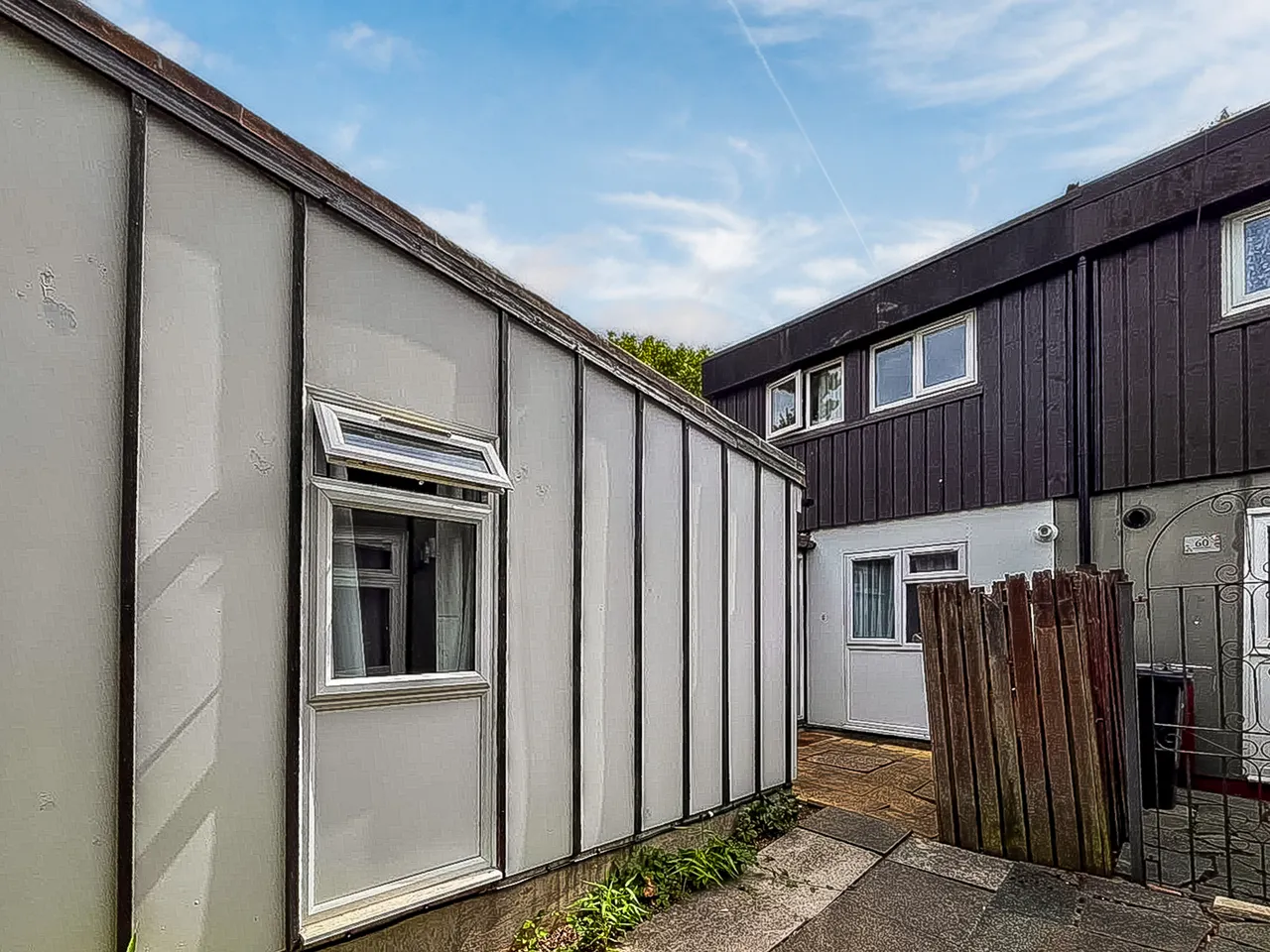 4 bed house to rent — 62 Brockley Park, London