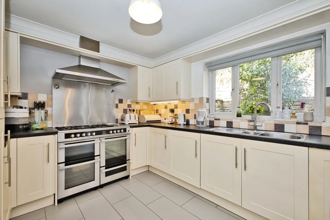 Silver Street, South Petherton, TA13, photo 17