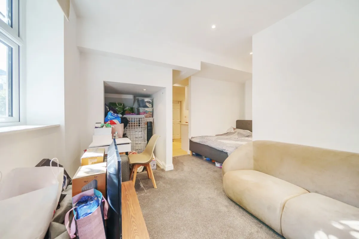 Kingston Road, London, SW20, photo 2