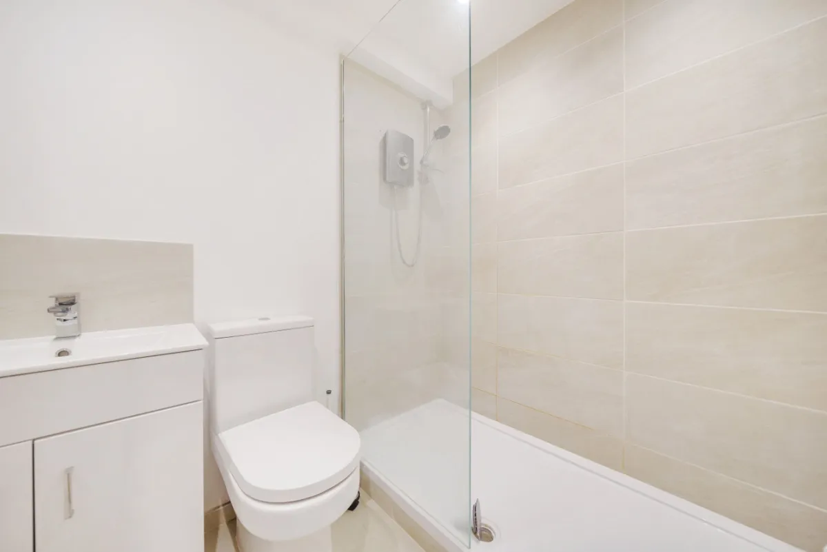 Kingston Road, London, SW20, photo 7