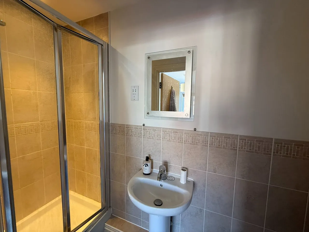 Griffin Court, Gillingham, ME7 2QG, photo 8