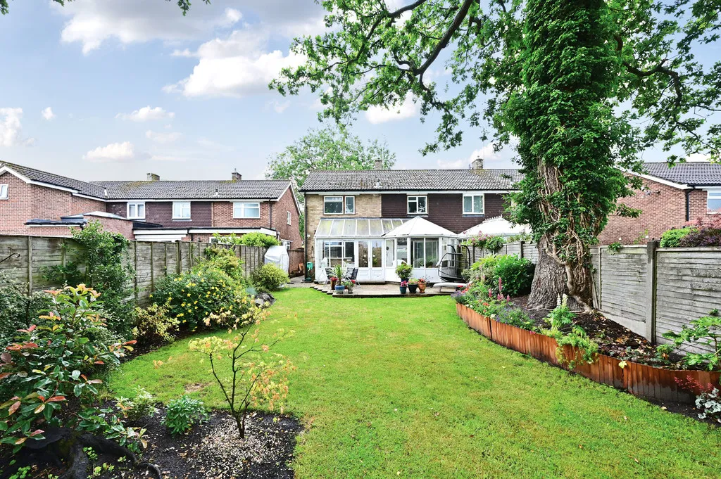 Ashley Drive, Blackwater, GU17, photo 11
