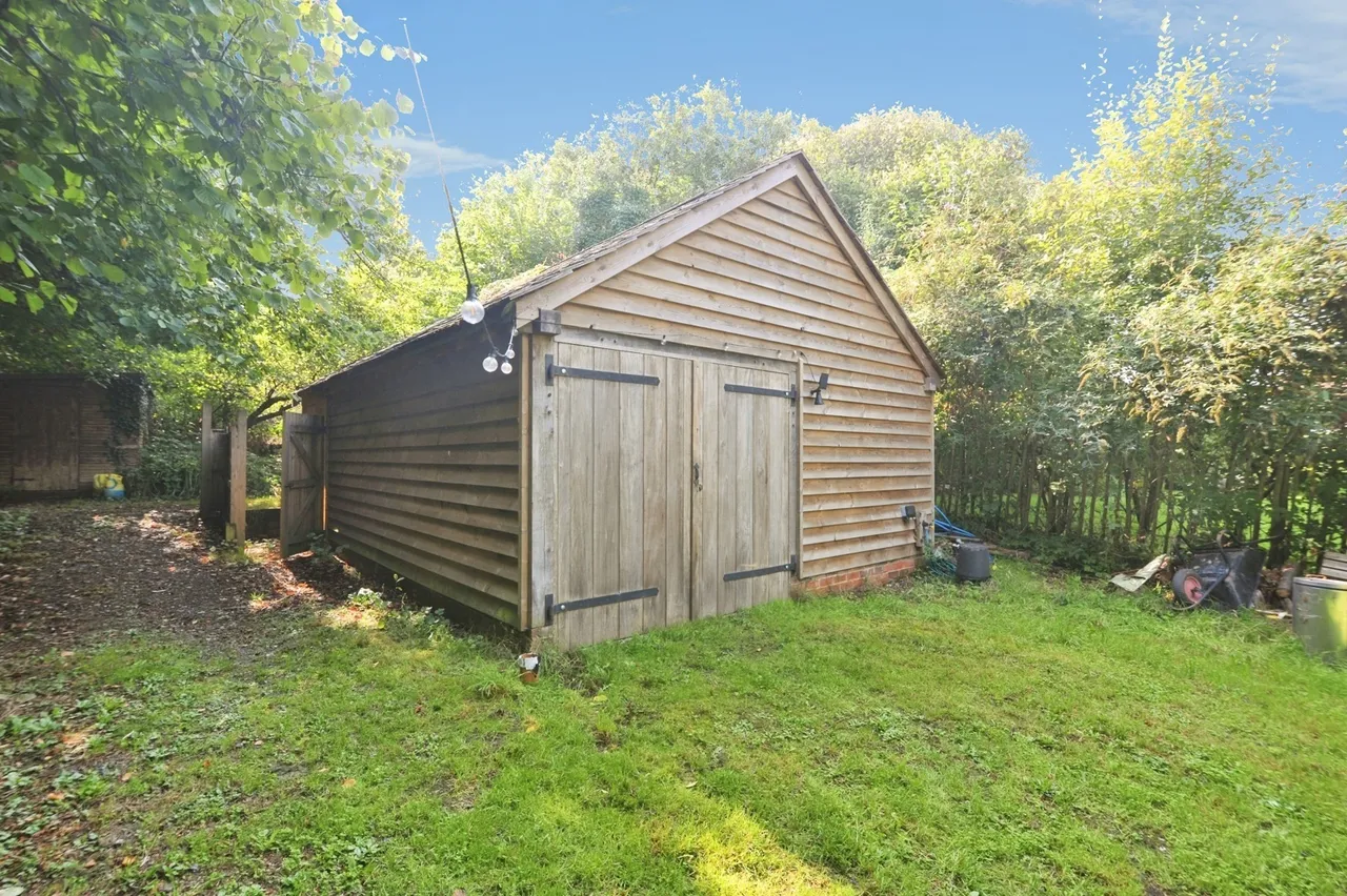 Prince Albert Terrace, Robertsbridge, TN32, photo 24