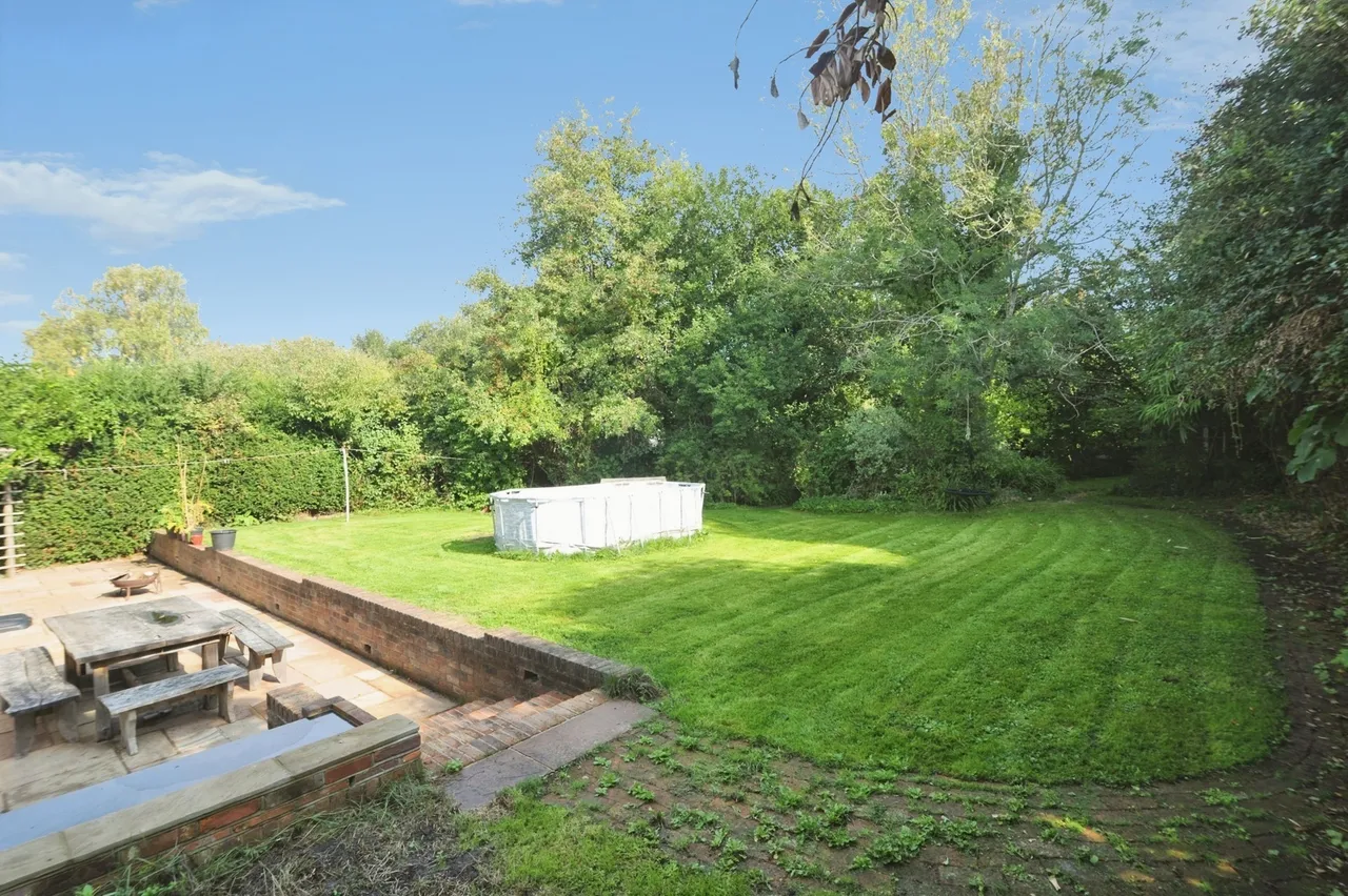 Prince Albert Terrace, Robertsbridge, TN32, photo 11