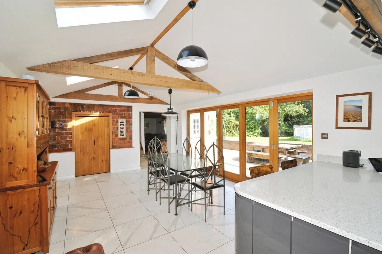 Prince Albert Terrace, Robertsbridge, TN32, photo 22