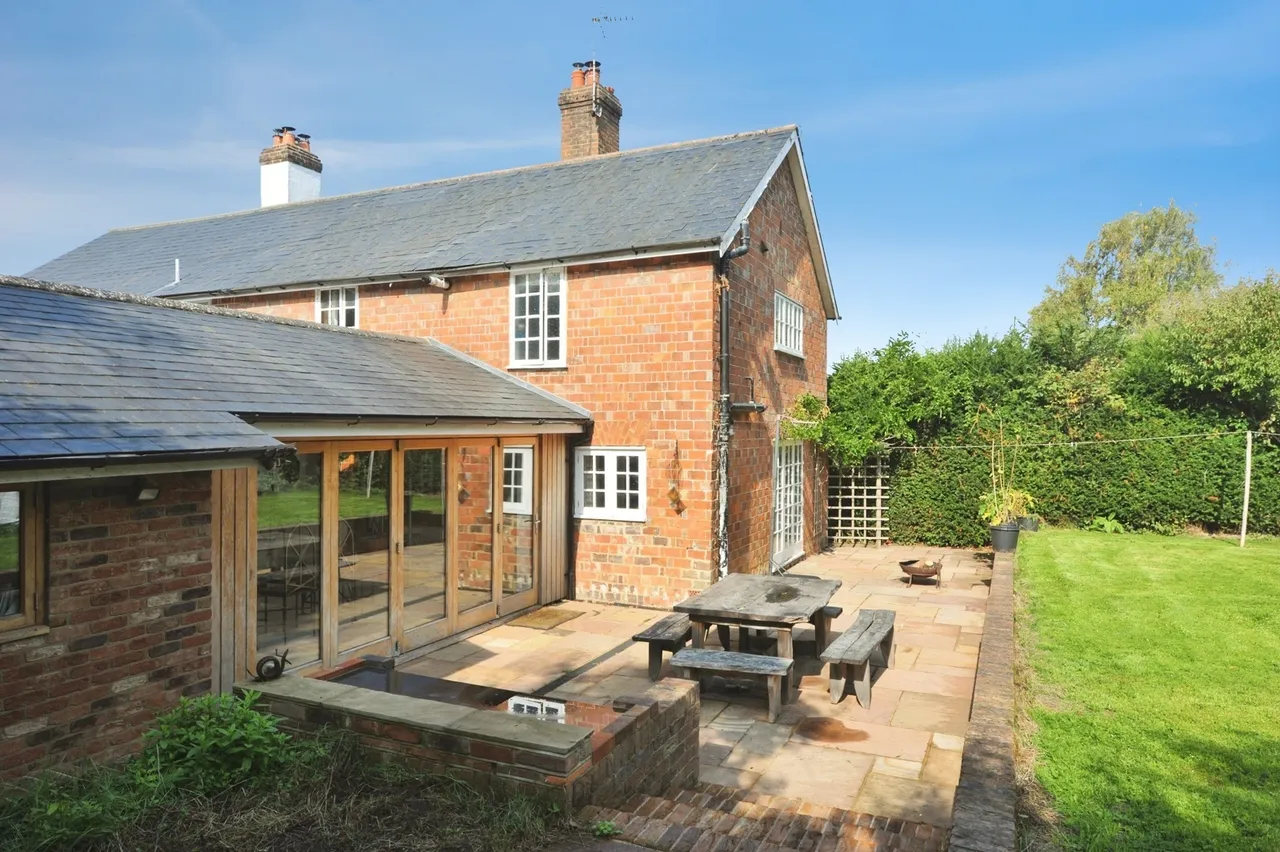 Prince Albert Terrace, Robertsbridge, TN32, photo 15