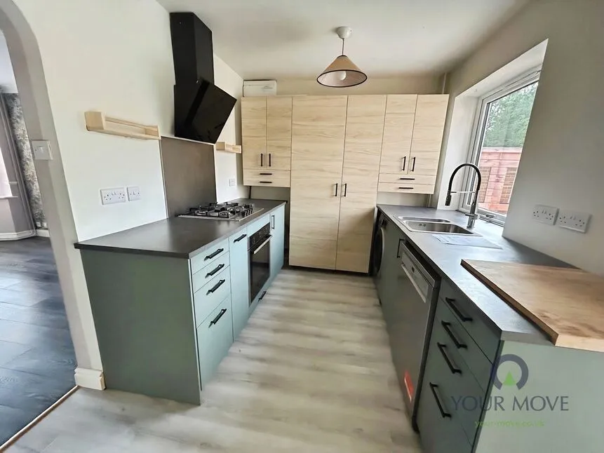 Gedney Grove, Westbury Park, ST5, photo 3