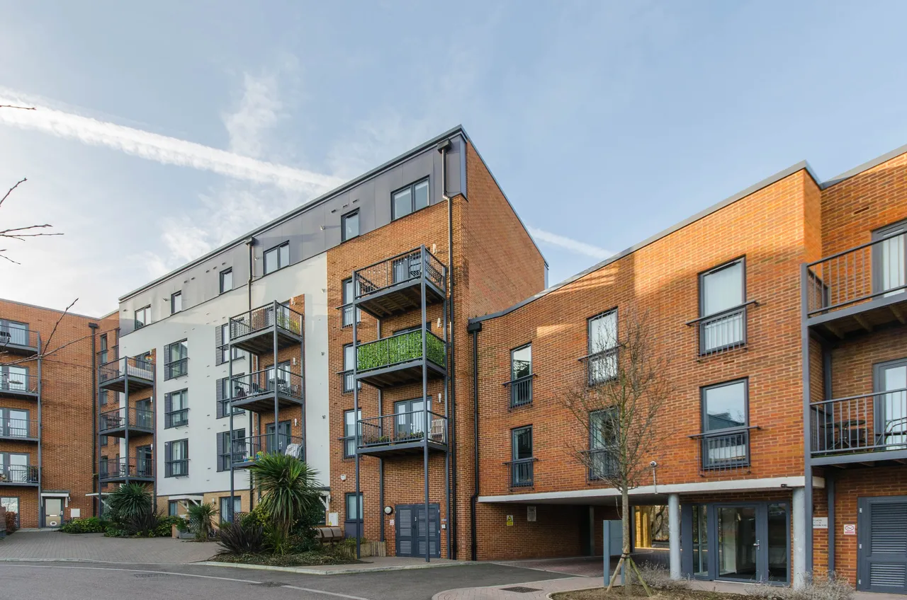 Flat 3, 62 Fairthorn Road, London, photo 11