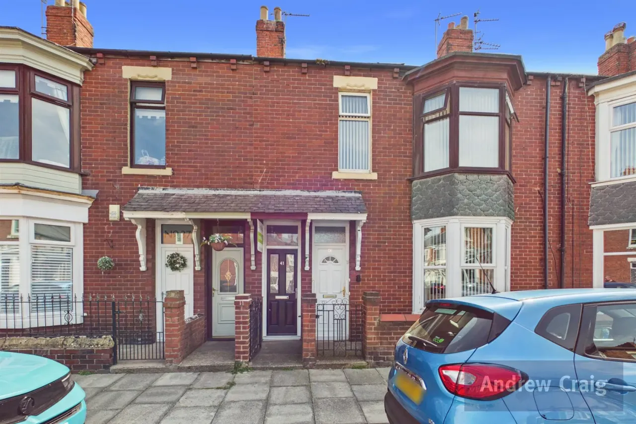 3 bed flat for sale, Birchington Avenue, South Shields, NE33