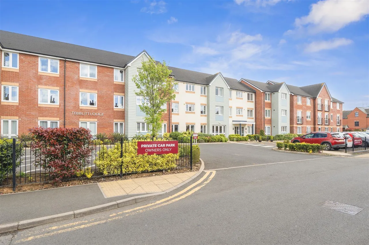 1 bed flat for sale, Clarence Street, Market Harborough, LE16