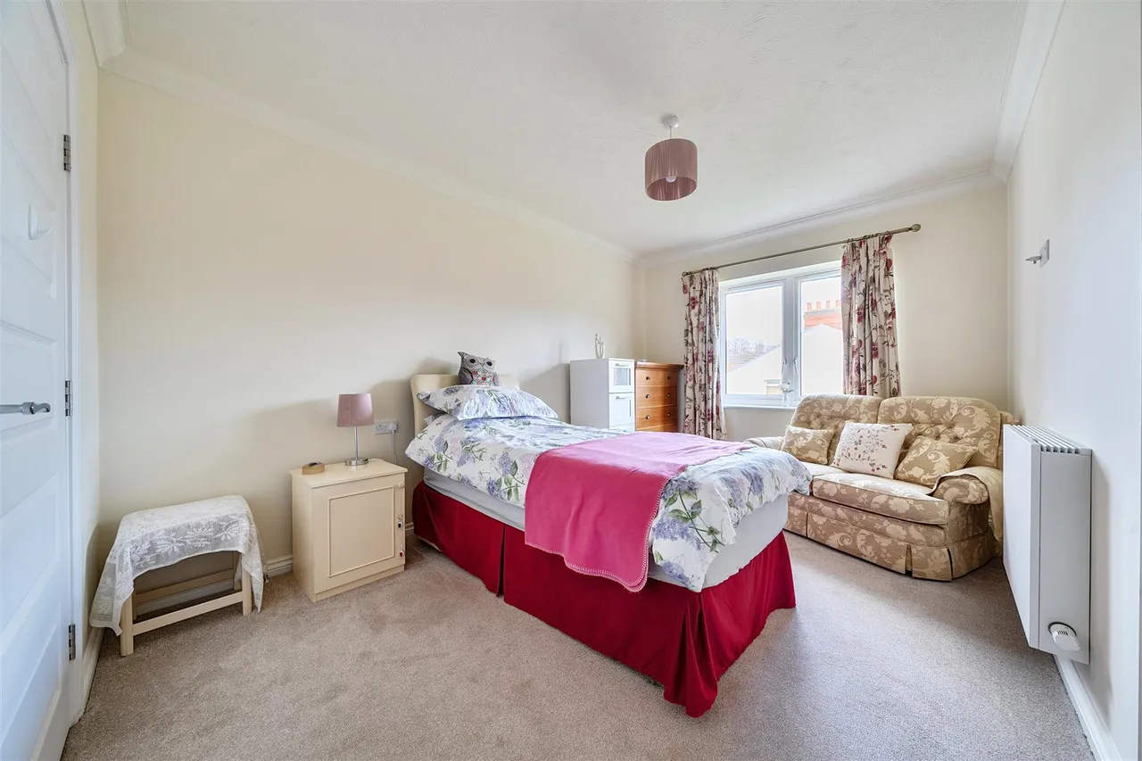Clarence Street, Market Harborough, LE16, photo 10