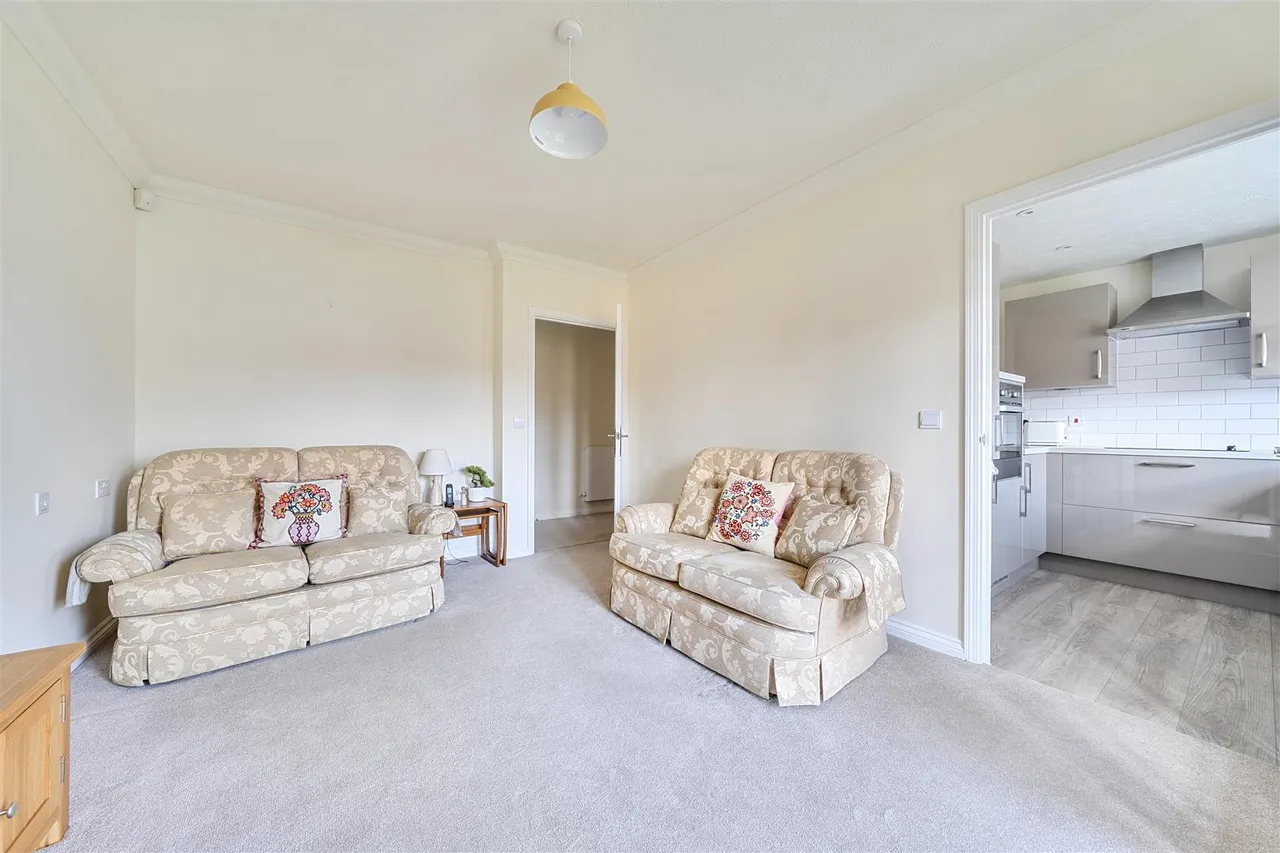 Clarence Street, Market Harborough, LE16, photo 4