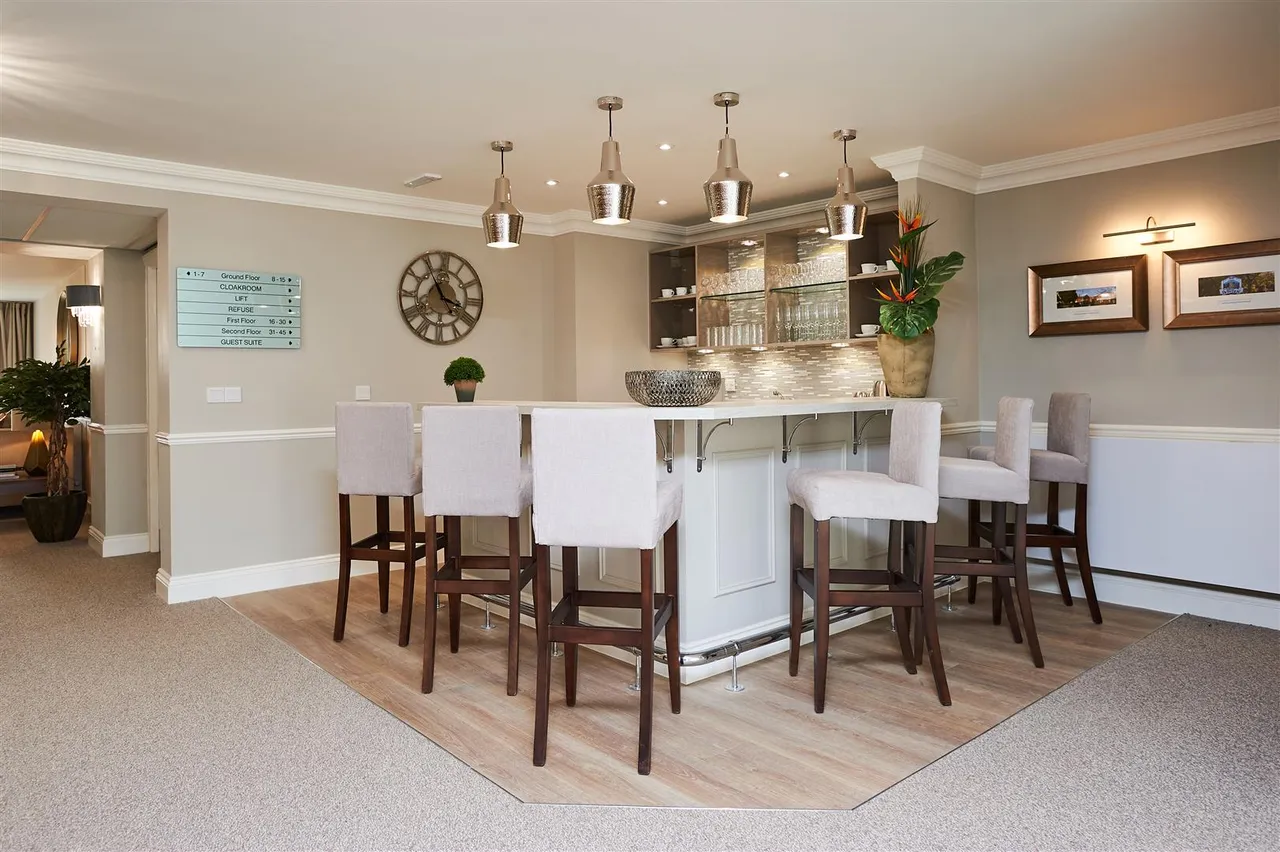 Clarence Street, Market Harborough, LE16, photo 14