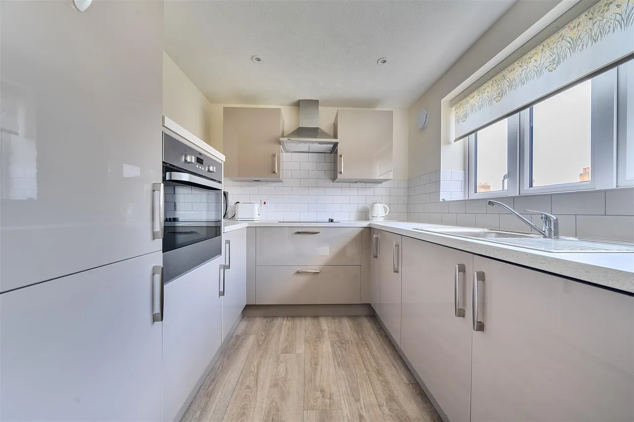 Clarence Street, Market Harborough, LE16, photo 8