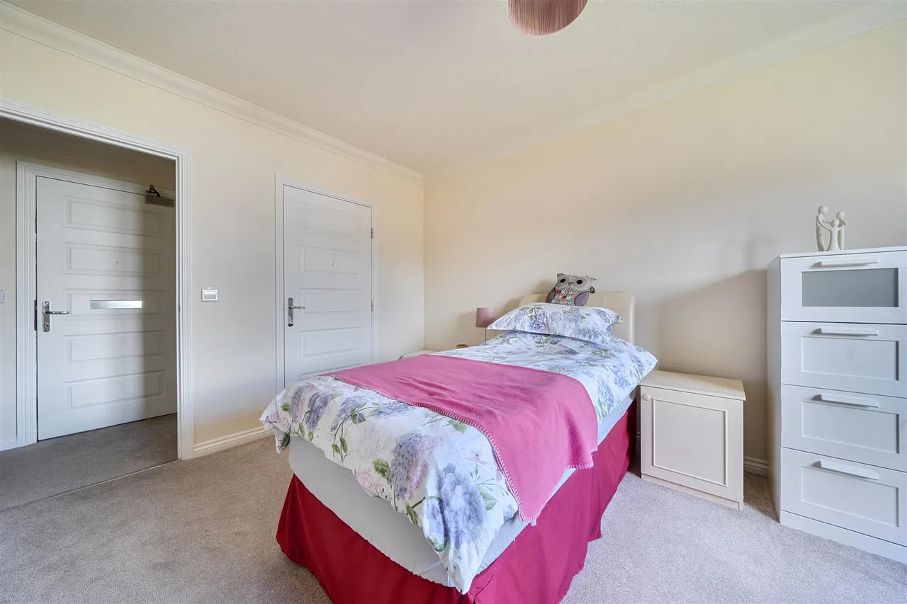 Clarence Street, Market Harborough, LE16, photo 11