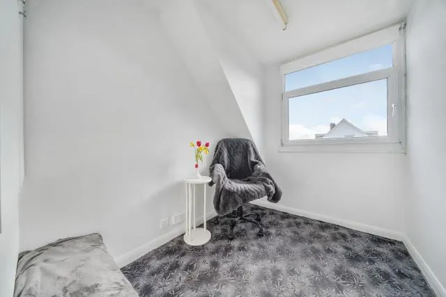 Paynesdown Road, Thatcham, RG19, photo 15