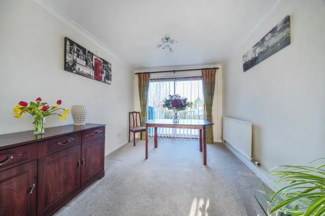 Paynesdown Road, Thatcham, RG19, photo 7
