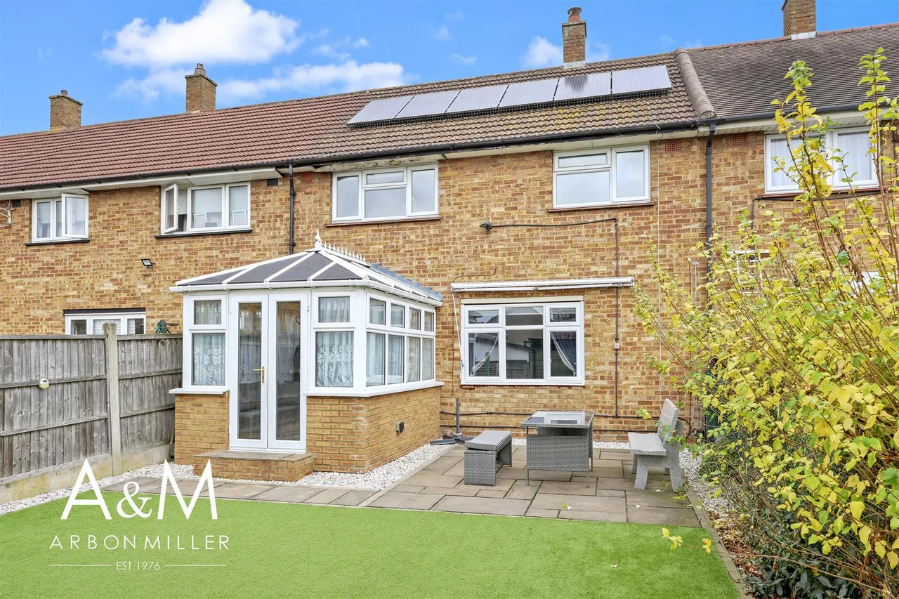 Thatches Grove, Chadwell Heath, Essex, Romford, RM65LA, photo 21